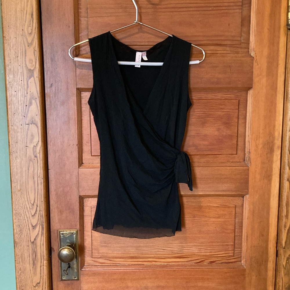 Black Sheer Sweatpea Sleeveless Top (Women’s Medium)